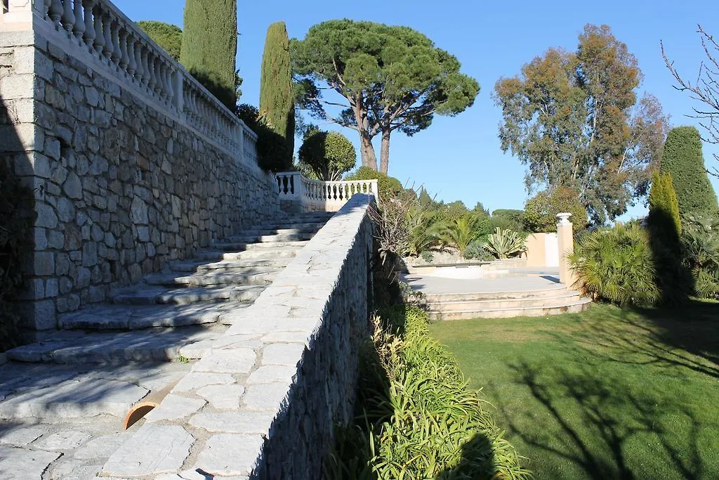 La Caladina Bed & Breakfast Mougins 0*,  France